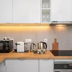 Rent Like - Burakowska 16 *