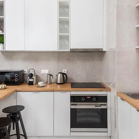 Rent Like - Burakowska 16 *